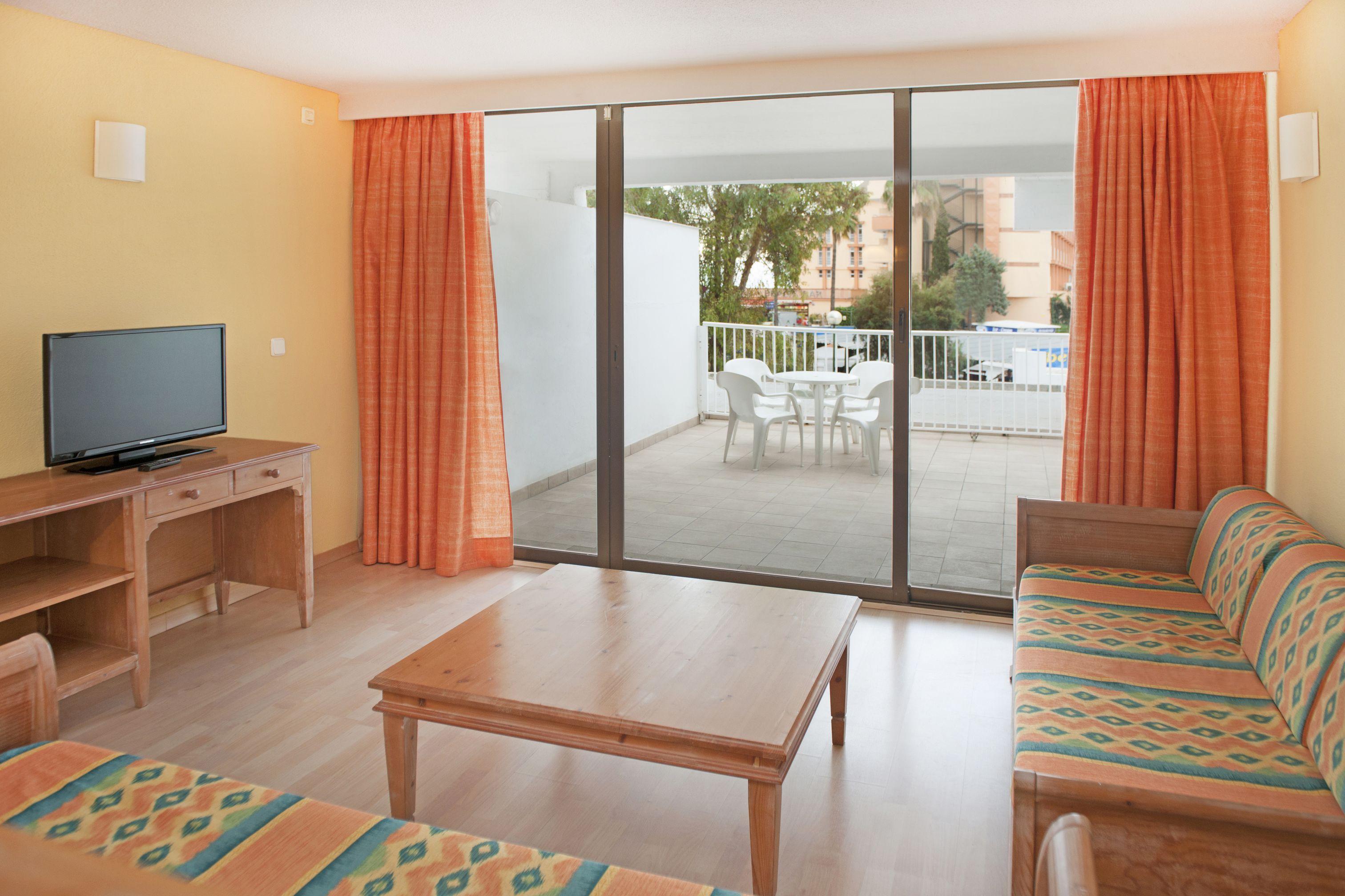Iberostar Waves Ciudad Blanca Otel Alcudia  Dış mekan fotoğraf