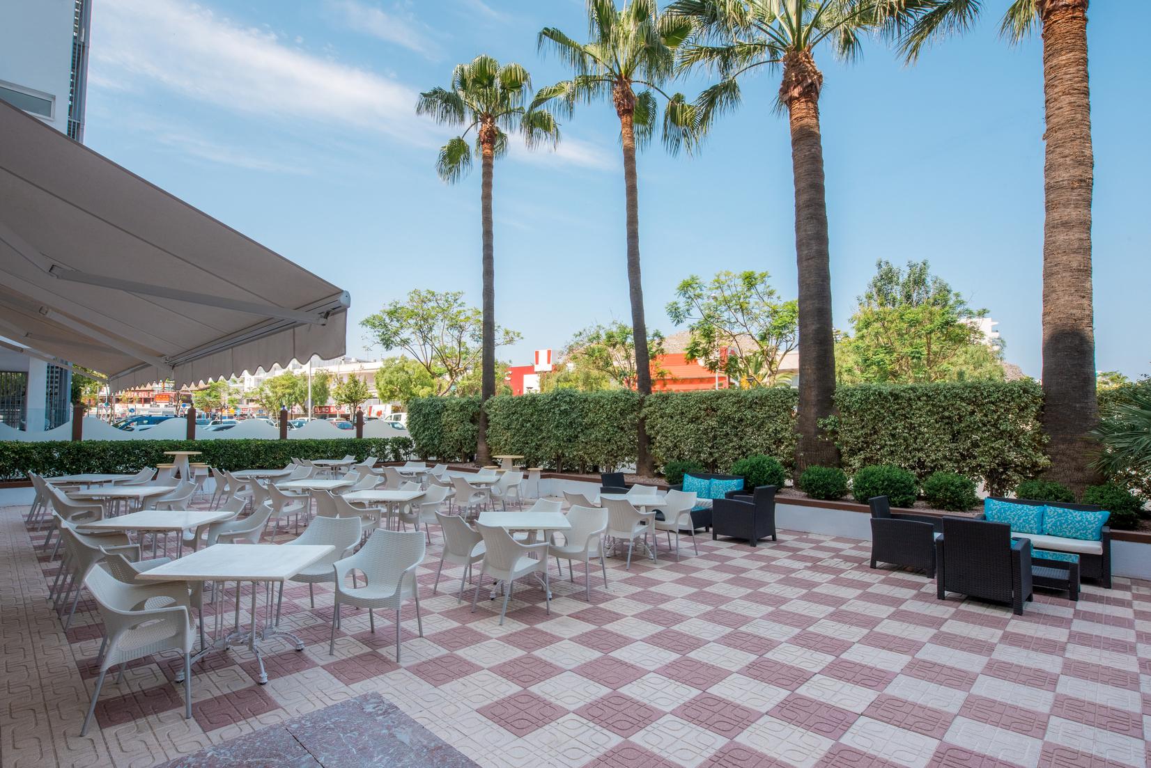 Iberostar Waves Ciudad Blanca Otel Alcudia  Dış mekan fotoğraf
