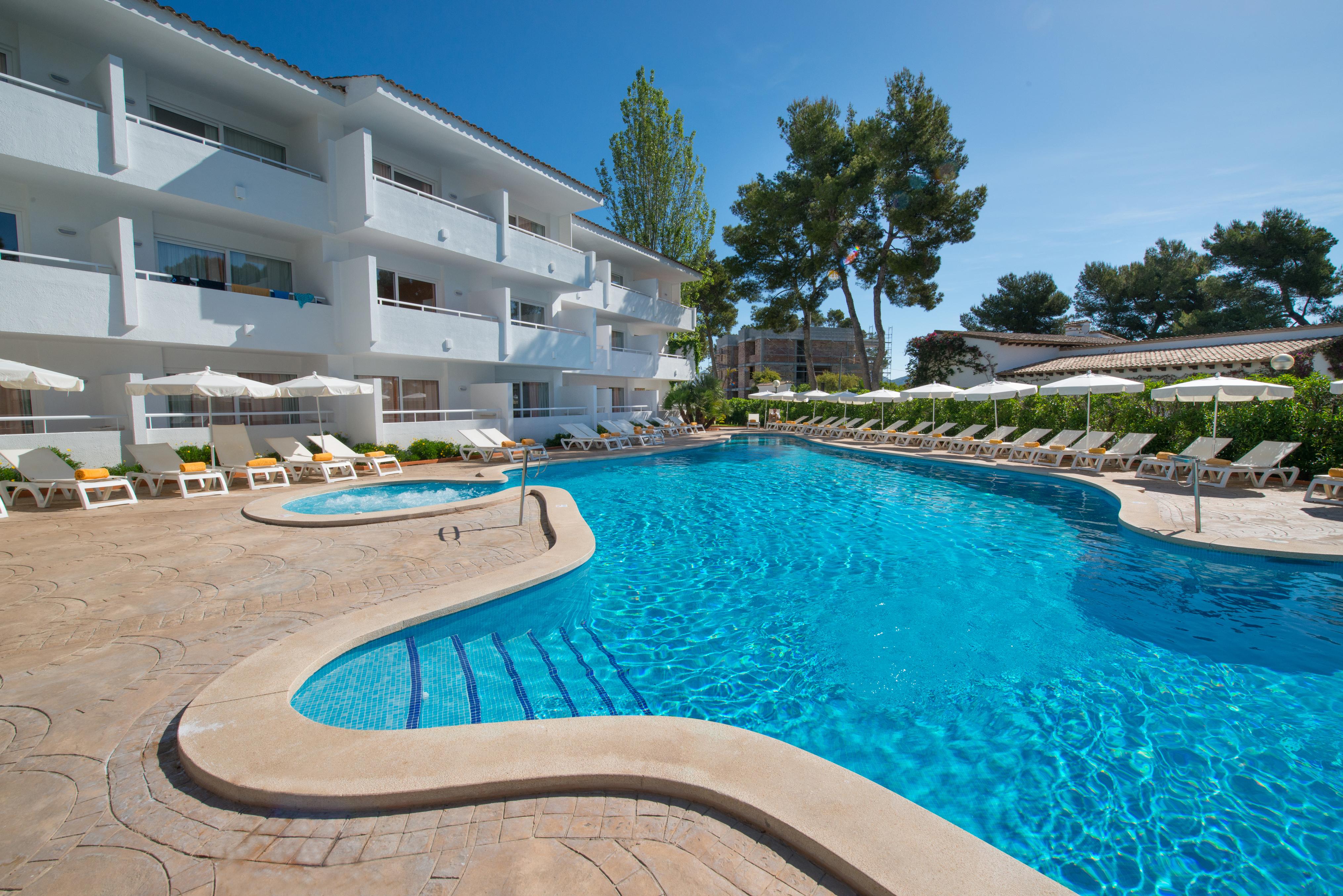 Iberostar Waves Ciudad Blanca Otel Alcudia  Dış mekan fotoğraf