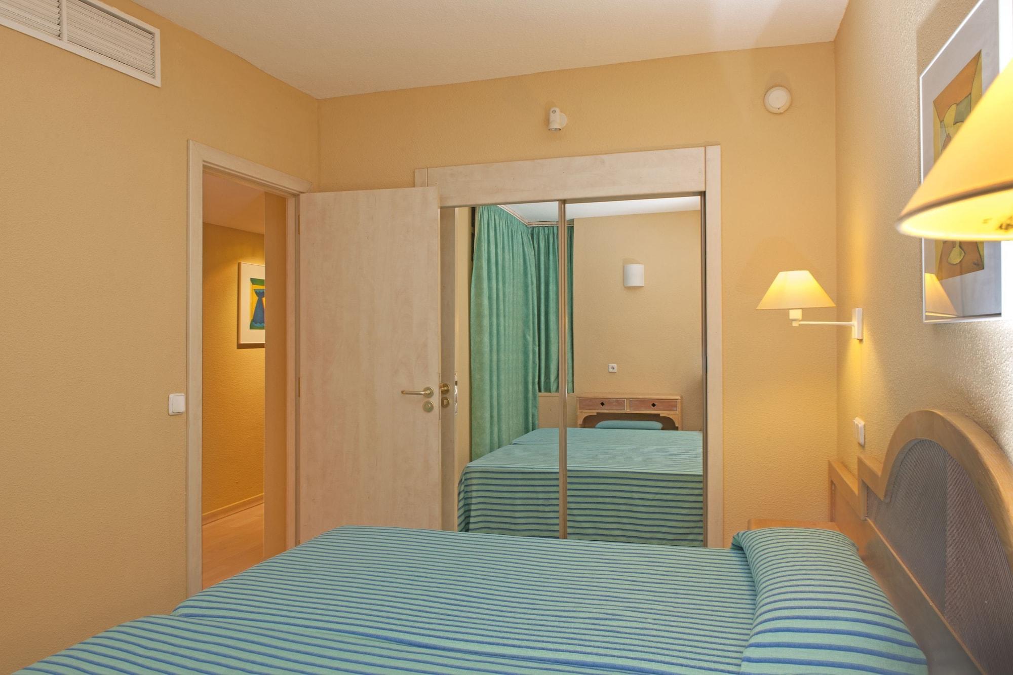 Iberostar Waves Ciudad Blanca Otel Alcudia  Dış mekan fotoğraf