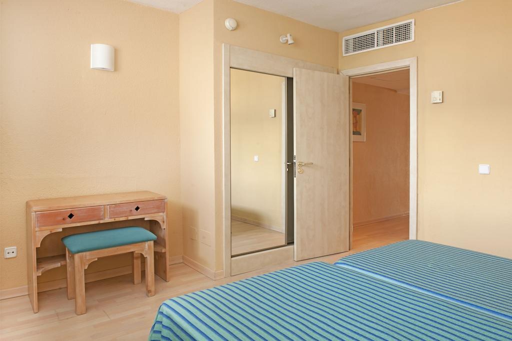 Iberostar Waves Ciudad Blanca Otel Alcudia  Dış mekan fotoğraf