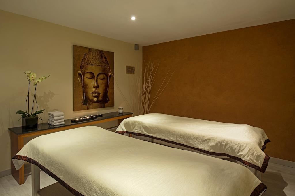 Iberostar Waves Ciudad Blanca Otel Alcudia  Dış mekan fotoğraf
