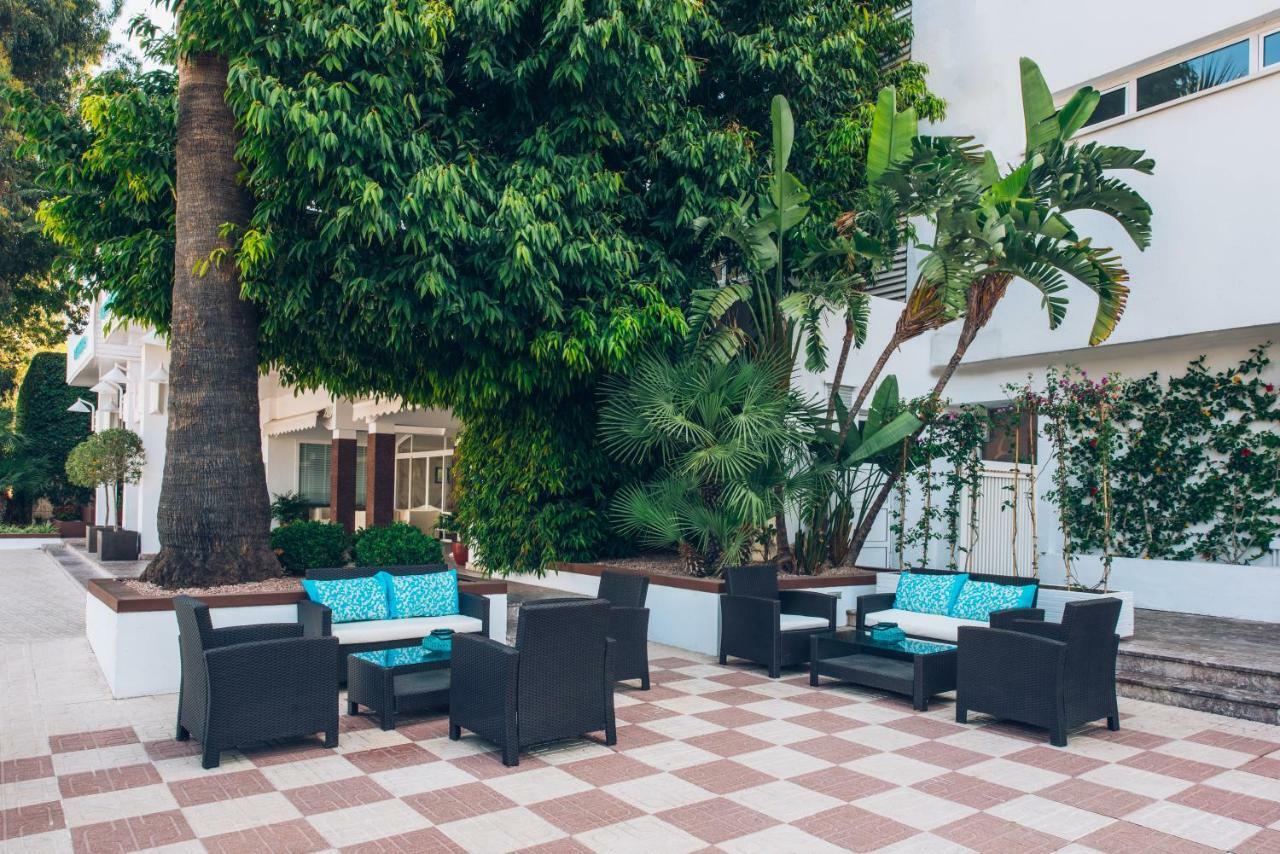 Iberostar Waves Ciudad Blanca Otel Alcudia  Dış mekan fotoğraf